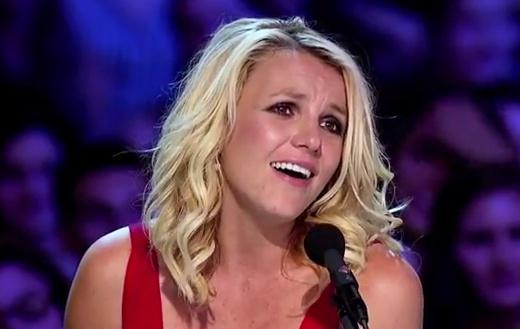 X Factor vidéo : Britney époustouflée par une fille de 13 ans !