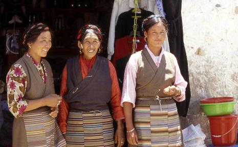 tibet-trois-femmes.1206693283.jpg