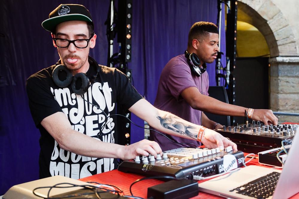 Lazer Sword - Jour 4 - Nuits Sonores 2012 Jour 4 NS 2012 BD ©b rob 1 Rewind Nuits Sonores 2012 : jours 4, 5 et nuit 4