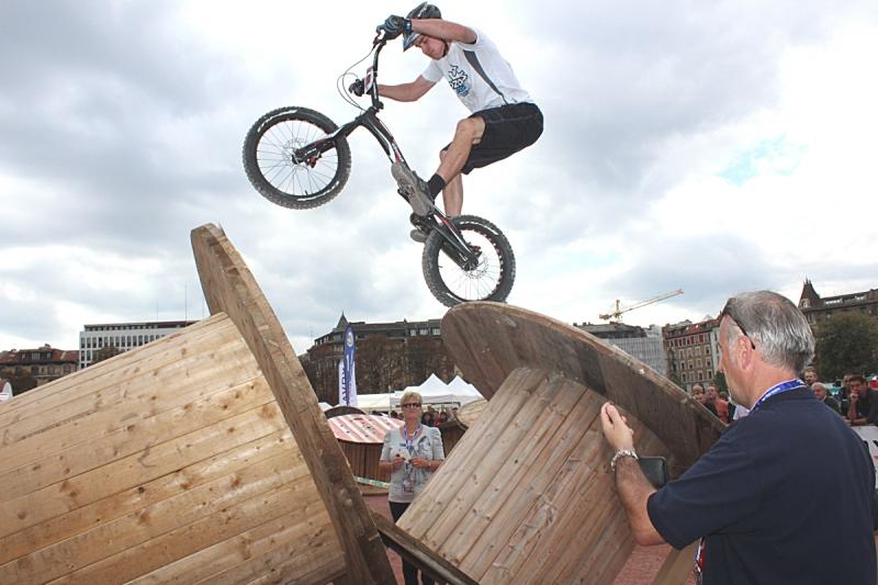 Finale de la Coupe du Monde de VTT trial en 48 photos! IMG_0517-ssssss1111.jpg