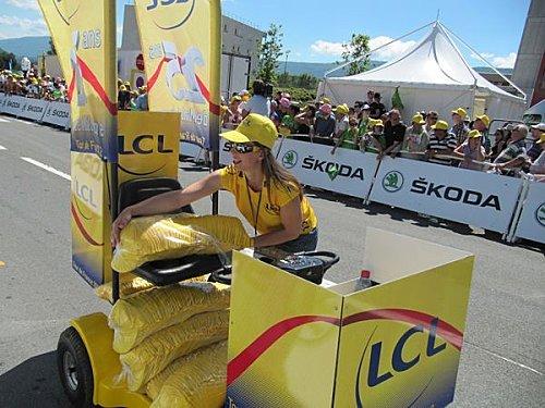 Le Tour de France...La publicité - 3 - LCL 0099