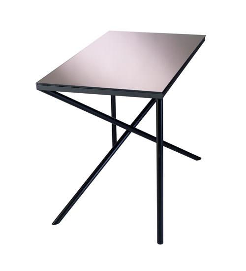 Table illusion par Roberta Rampazzo Table illusion par Roberta Rampazzo