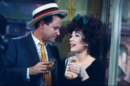 Jack-Lemmon-Shirley-MacLaine-Irma-la-douce-1963-Metro-Goldwyn-Mayer-Studios-Inc-jeu-paume-hotel-paris We love Paris!