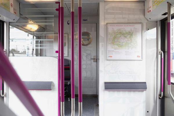 BEING-rer-design04 L’agence BEING signe le nouveau design du RER C