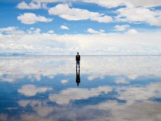 Le plus grand miroir du monde : Salar de Uyuni, Bolivie - Lac Salé