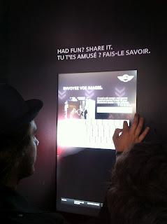 Animations digitales et expériences interactives salon auto Paris 2012