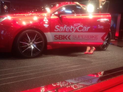 Après 2 soirées sur le Mondial Auto, je rentre HS ! IMG_0397.JPG