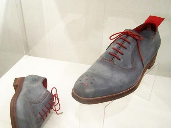 Des chaussures de geeks avec GPS ! 20120929-122148.jpg