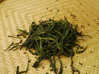 Au Centre de Recherche de Kanaya Au Centre de Recherche de Kanaya