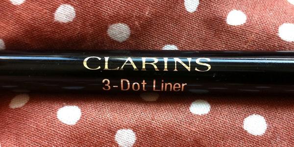 Le 3-Dot Liner de Clarins, l’eyeliner nouvelle génération ! Le 3-Dot Liner de Clarins, l’eyeliner nouvelle génération !