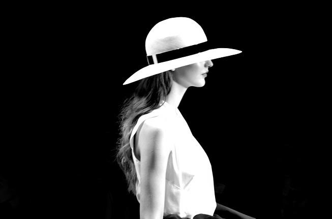 Paris Fashion Week : Les dessous d'un défilé de mode - Printemps/Ete 2013 Rabih Kayrouz. 654.jpg