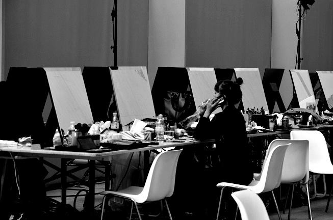 Paris Fashion Week : Les dessous d'un défilé de mode - Printemps/Ete 2013 Rabih Kayrouz. o-matic-copie-8.jpg