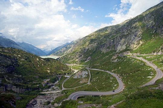 Les 10 routes les plus spectaculaires du monde
