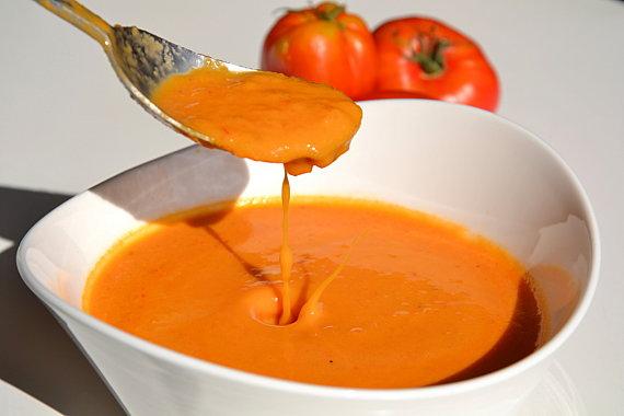 Velouté de tomate à la crème de coco et aux épices Soupe-tomate-coco4.JPG