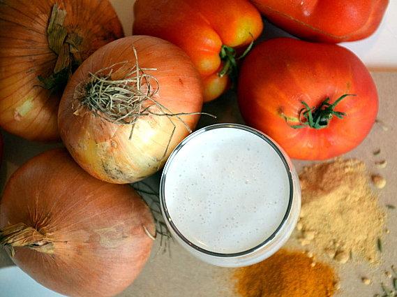 Velouté de tomate à la crème de coco et aux épices Soupe-tomate-coco1.JPG