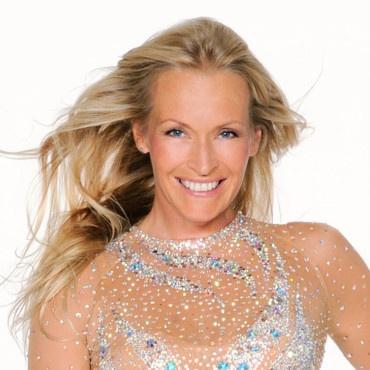 Estelle Lefébure : l'atout glam de Danse avec les Stars !