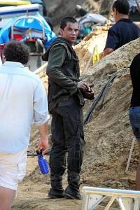 logan-lerman-noah Photos tournages {n°5}