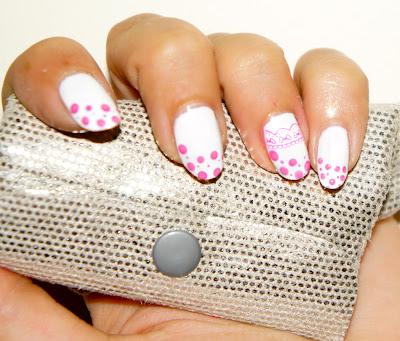 Ongles  - Blanc, 3 roses et stamping