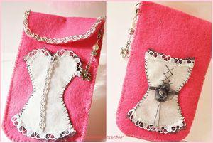 Toujours dans la feutrine et la dentelle pochette marylene
