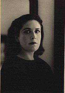 Rogi-Andre--portrait-of-Dora-Maar-1930.jpg