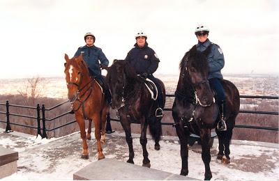 L'honneur d'être policier... L'honneur d'être policier...