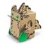  Robot Box : robot à créer en recyclant son emballage 
 Ce jouet de la marque 4M incite les enfants au recyclage. Pour créer ce joli petit robot motorisé, ils doivent réutiliser la boîte de jeu. La surface en carton brut du robot, leur permet de le personnaliser comme ils le souhaitent, grâce au marqueur fourni, ou tout autre moyen de leur choix : peinture, collages... 
  Prix indicatif : 11,90€  
  Voir le produit  