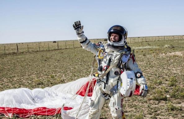 Felix Baumgartner stratosphérique!