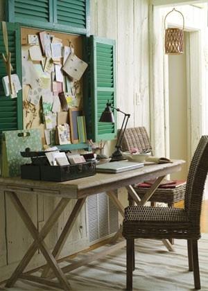 office by della