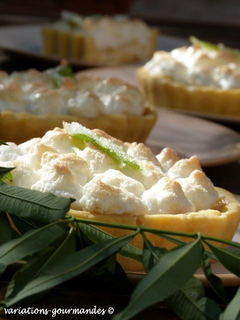 Tartelettes meringuées verveine et bergamote ... un dessert aux saveurs délicates