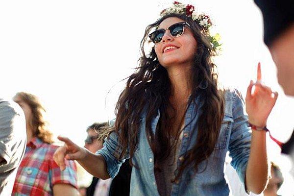 Les couronnes de fleurs #ObsessionDuMoment #FloralCrown we-love-green.jpg