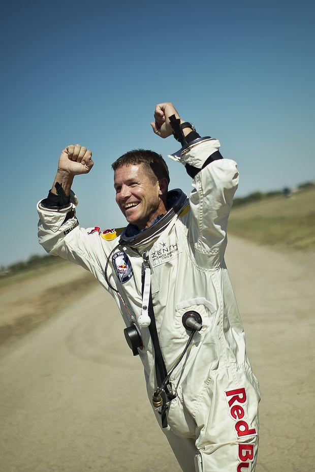 L’exploit de Felix Baumgartner en images