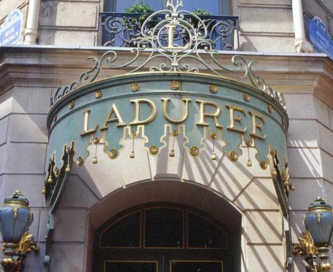 Boutique : Ladurée Champs Elysées, réouverture