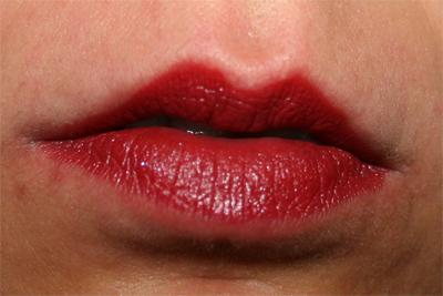 Crayons pour les lèvres... le combat ! - Poulette Blog Crayons pour les lèvres… le combat !