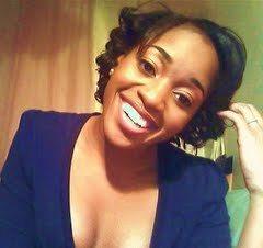 beautiful girl Lève la tête, arrête de soupirer et attrape-lui les couilles…!