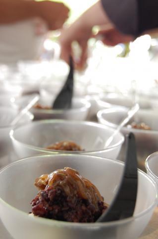 Les étoiles de Mougins 2012, riz vénéré, oignons à la lavande et crabe de Massimo Viglietti