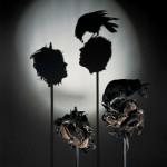 Les maîtres de l’ombre ‘Sue Webster & Tim Noble’ de l’art à partir d’objets recyclés !