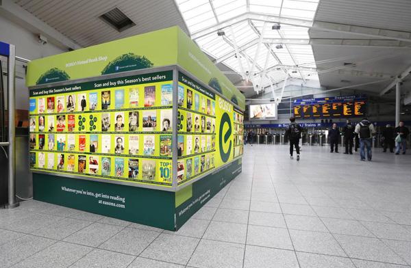 virtual-book-shop-01 Ouverture d’une boutique virtuelle de livres dans la gare de Connolly Station