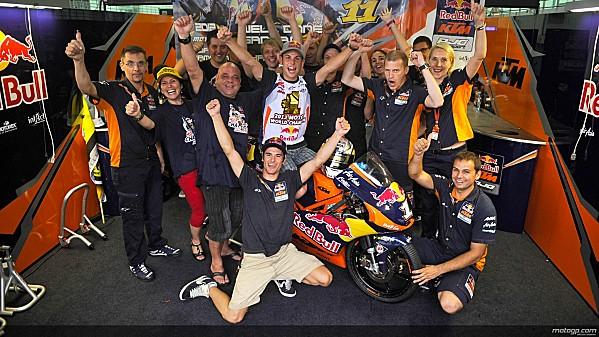 M3-2012-10-17-redbullktmajo_original.jpg