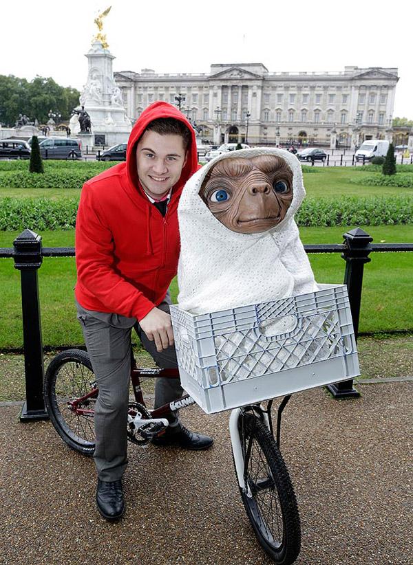 E.T. arrive dans les musées Madame Tussauds