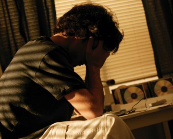 grounded_teenager-e1312820789607 #UnBonJuif : Twitter supprime les tweets, l’UEJF veut plus