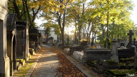 cimetiere pere lachaise pere lachaise automne