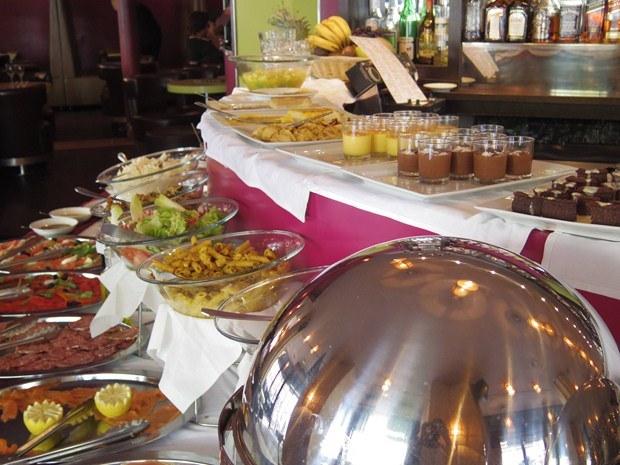 IMGP2994 Le brunch du dimanche au Café Pavillon