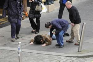 scarlett-johansson-wig-under-the-skin-10242012-15 Scarlett Johansson de retour sur le tournage de Under the Skin