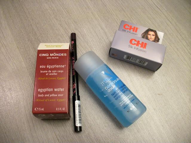 Quand Jolie Box rime avec Jolie Blague (pas contente inside) Quand Jolie Box rime avec Jolie Blague (pas contente inside)