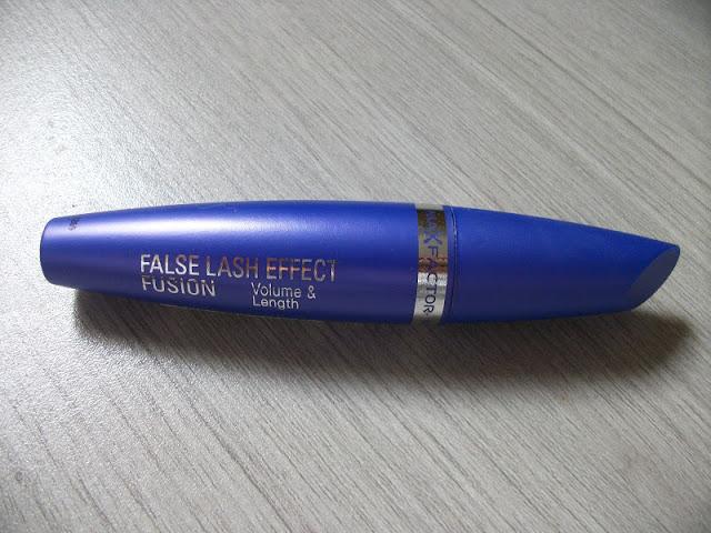 Flop: Le mascara qui faisait tomber les cils Flop: Le mascara qui faisait tomber les cils