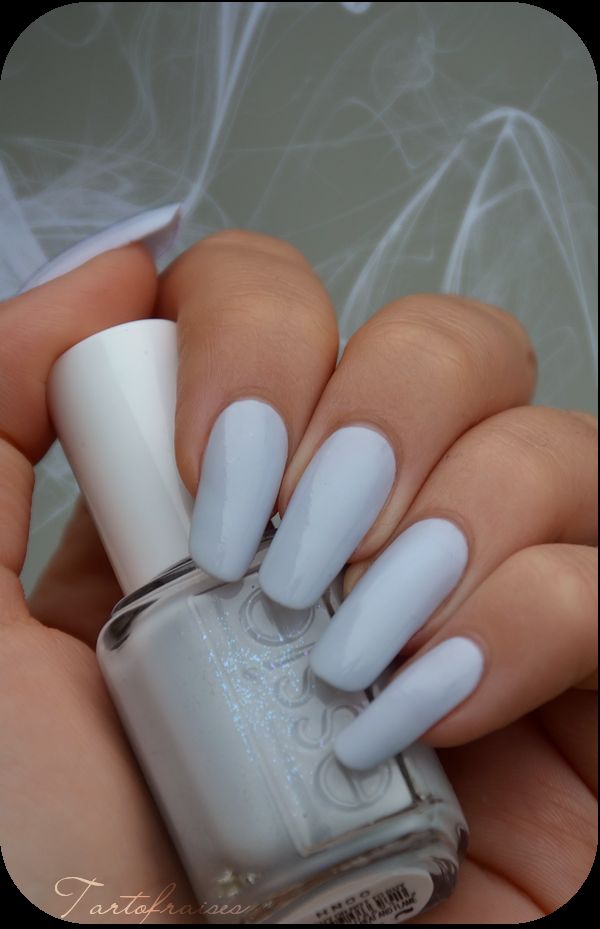 Essie - To Buy Or not To Buy http://images.tartofraises.fr/vernis/ESSIE/ToBuyOrNotToBuy_2.png