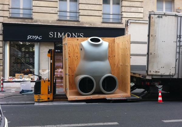 KAWS @ GALERIE PERROTIN PARIS – INSTALLATION PREVIEW KAWS @ GALERIE PERROTIN PARIS – INSTALLATION PREVIEW
