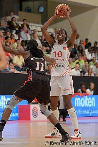 LFB : L'hécatombe continue pour Villeneuve Jennifer-DIGBEU--Villeneuve-_Romain-CHAIB.jpg