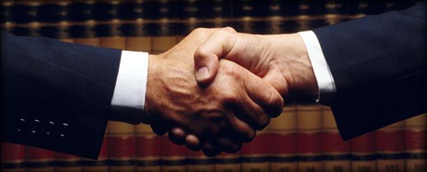 poignée de mains Canal Plus et le Conseil Constitutionnel : le droit de la concurrence s’en souviendra