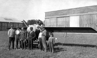 Georges Madon et le Racer Arnoux Georges Madon et le Racer Arnoux